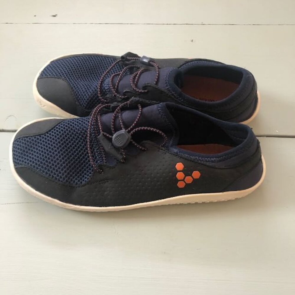 Vivobarefoot Primus Sz. 4K US/ 35 EU, navy blue, elastic laces toggle, barefoot